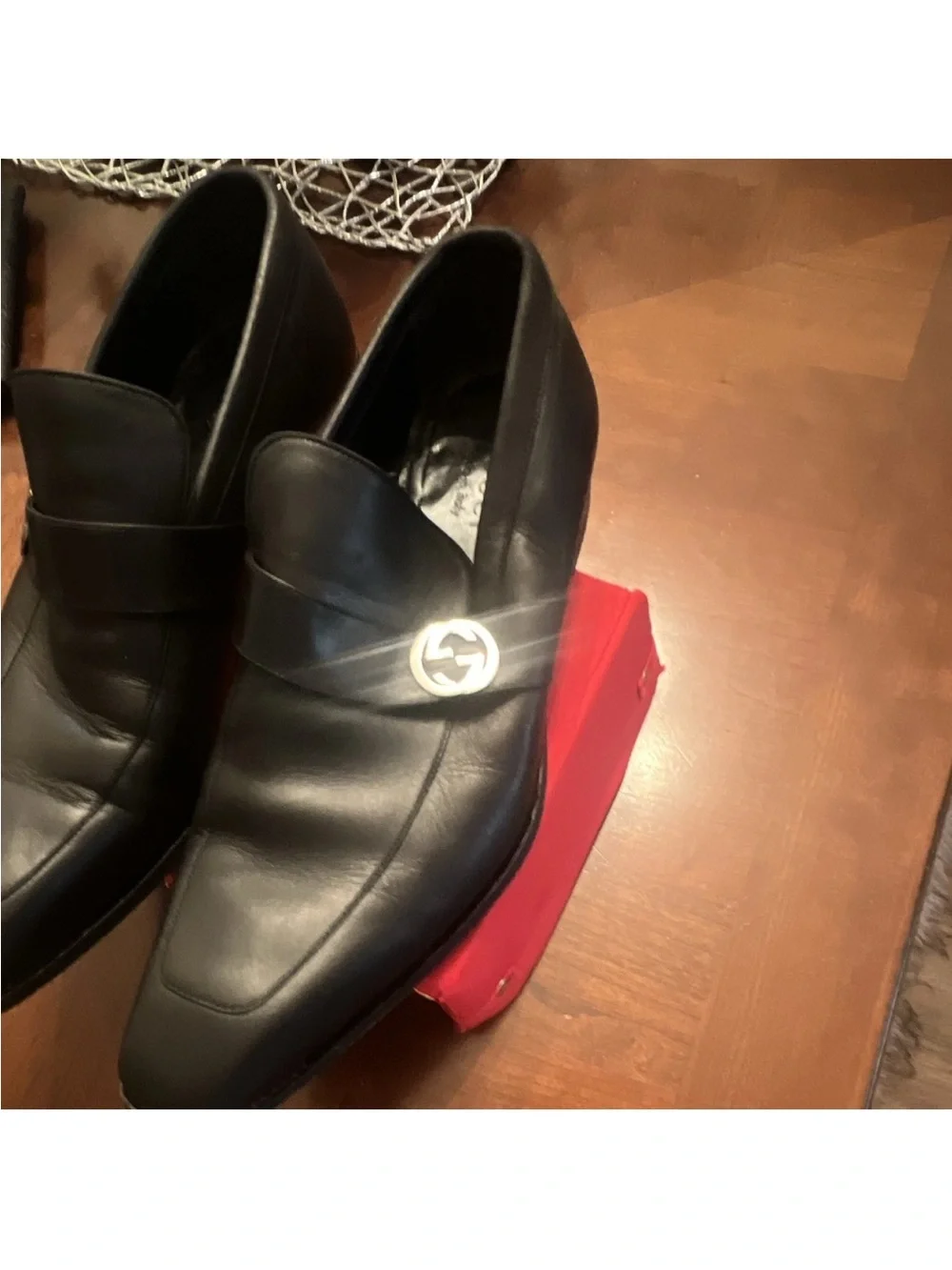 Gucci classic black
